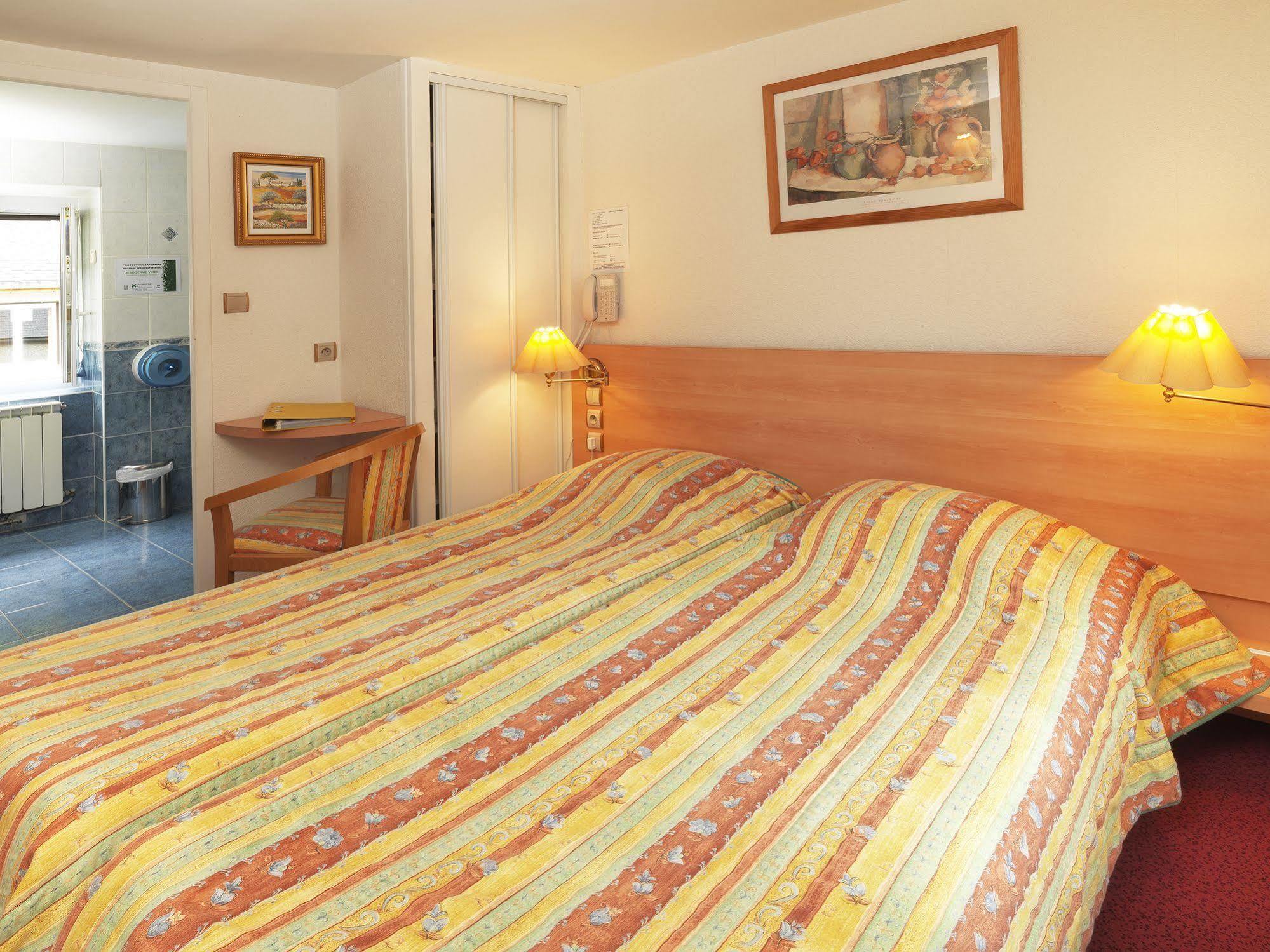 Auberge De L'Isard Saint-Denis  Zewnętrze zdjęcie