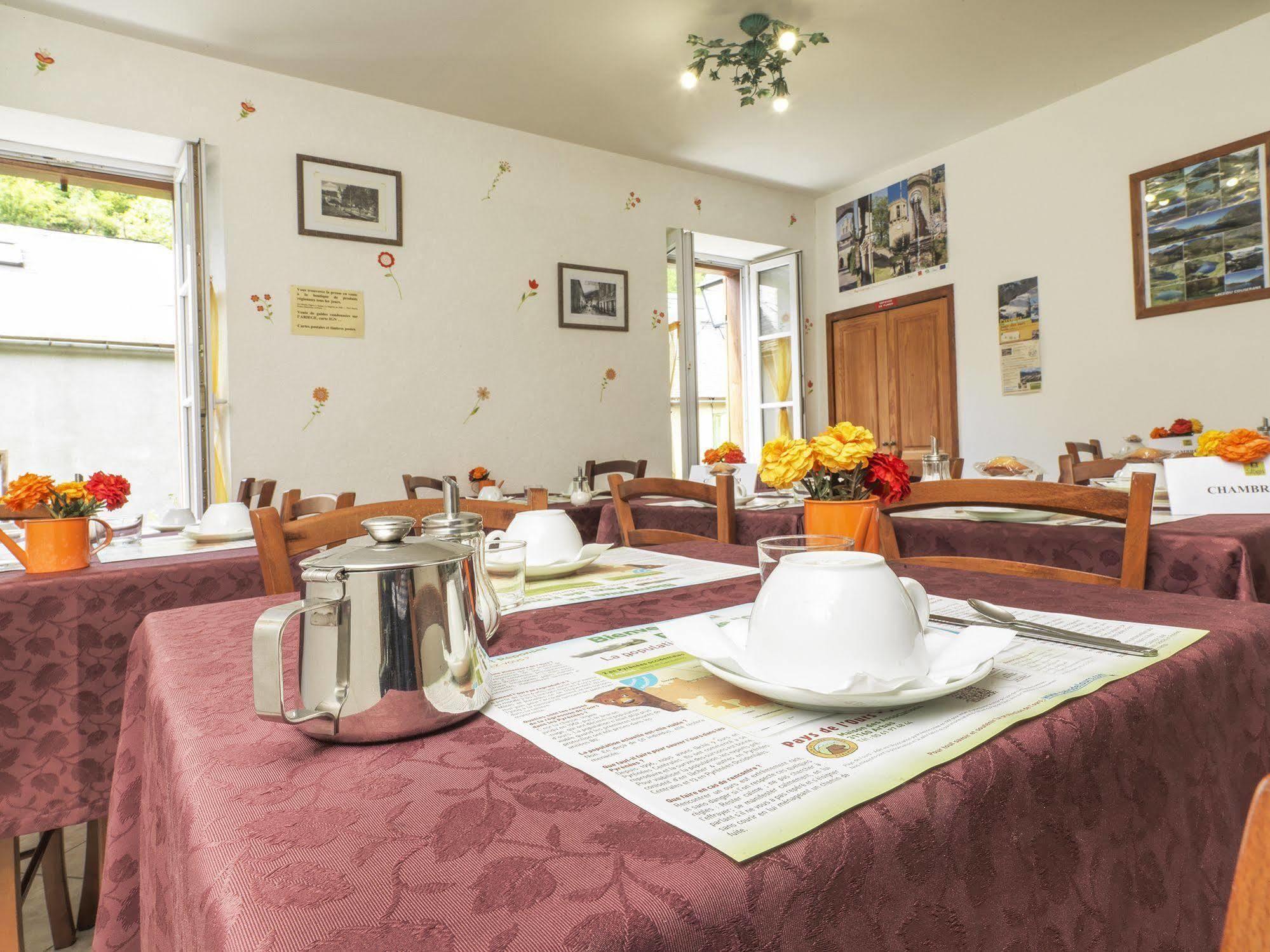 Auberge De L'Isard Saint-Denis  Zewnętrze zdjęcie